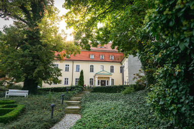Hotel Schloss Schweinsburg: Exterior View