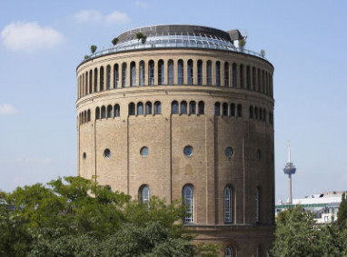 Wasserturm Hotel Cologne – Curio Collection by Hilton™: Außenansicht