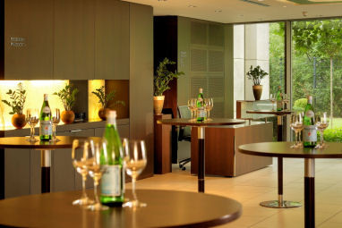 Wasserturm Hotel Cologne – Curio Collection by Hilton™: Meeting Room