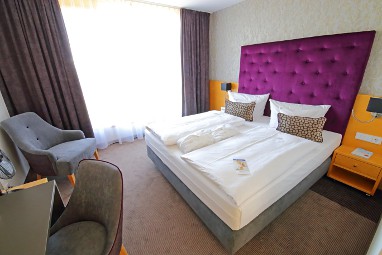 rugs Hotel am Schlosspark Lichtenwalde: Room
