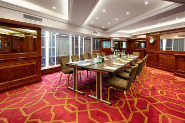 Radisson Blu Edwardian Heathrow Hotel: Meeting Room